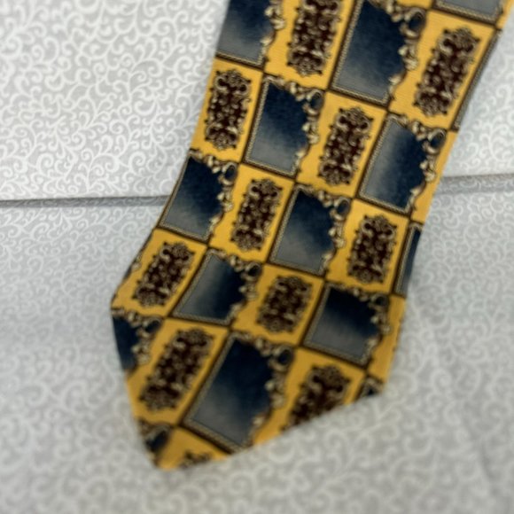 Geoffrey Beene 100% Silk Paisley/Mirror‎ Deco 4 inch Geometric Tie - Picture 2 of 6